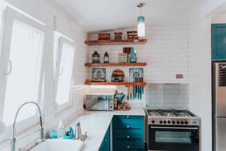 Comment ranger sa cuisine équipée quand on manque de rangements
