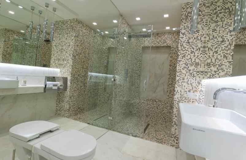 Miser sur un carrelage moderne pour donner du style à la salle de bain Conseils Maison Citoyens