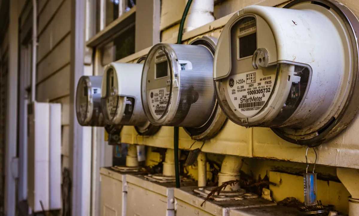 Compteur de gaz affichant la consommation énergétique d'un logement
